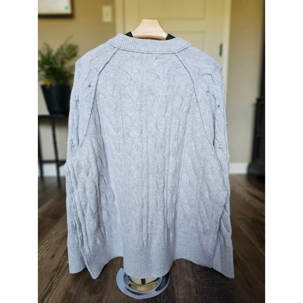 Aerie Pearl Embellished‎ Cable Knit Sweater Grey Crew Neck Raglan Small NEW